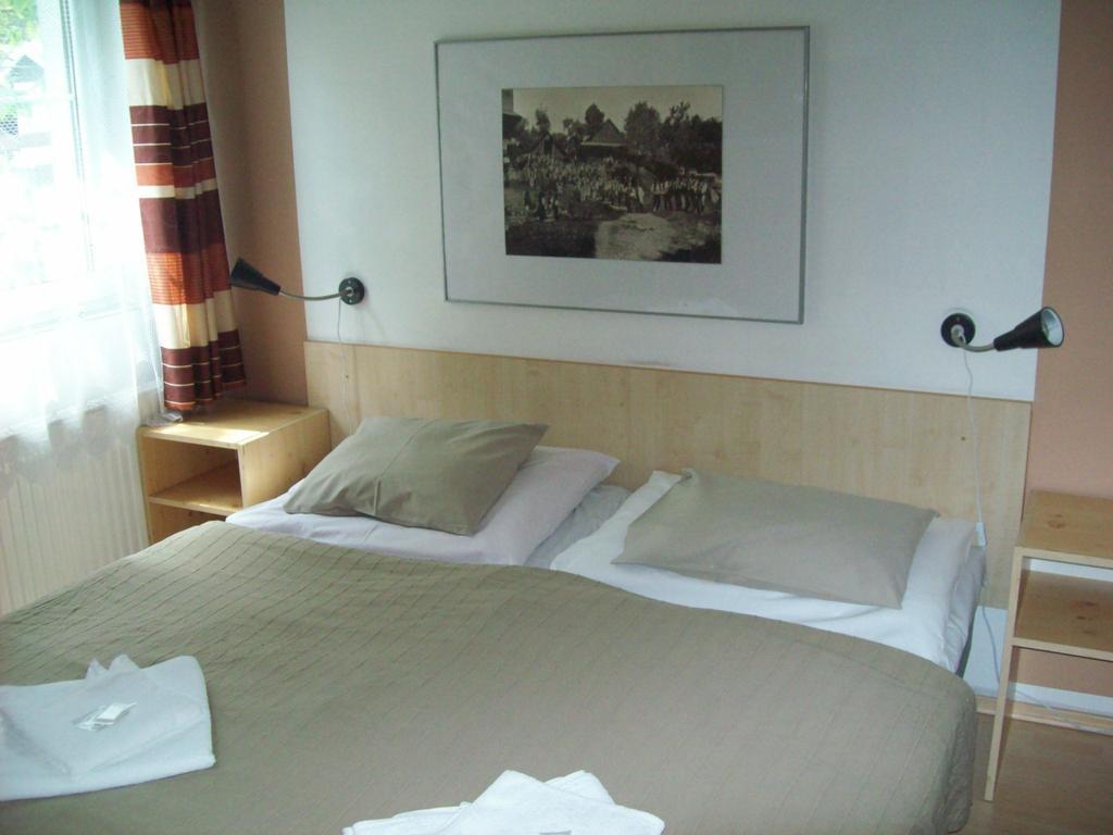 Hotel U Lip Trojanovice Frenstat pod Radhostem Bilik gambar