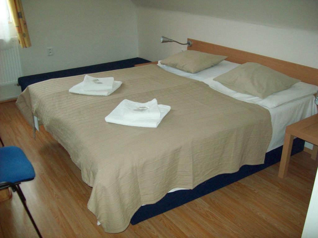 Hotel U Lip Trojanovice Frenstat pod Radhostem Bilik gambar