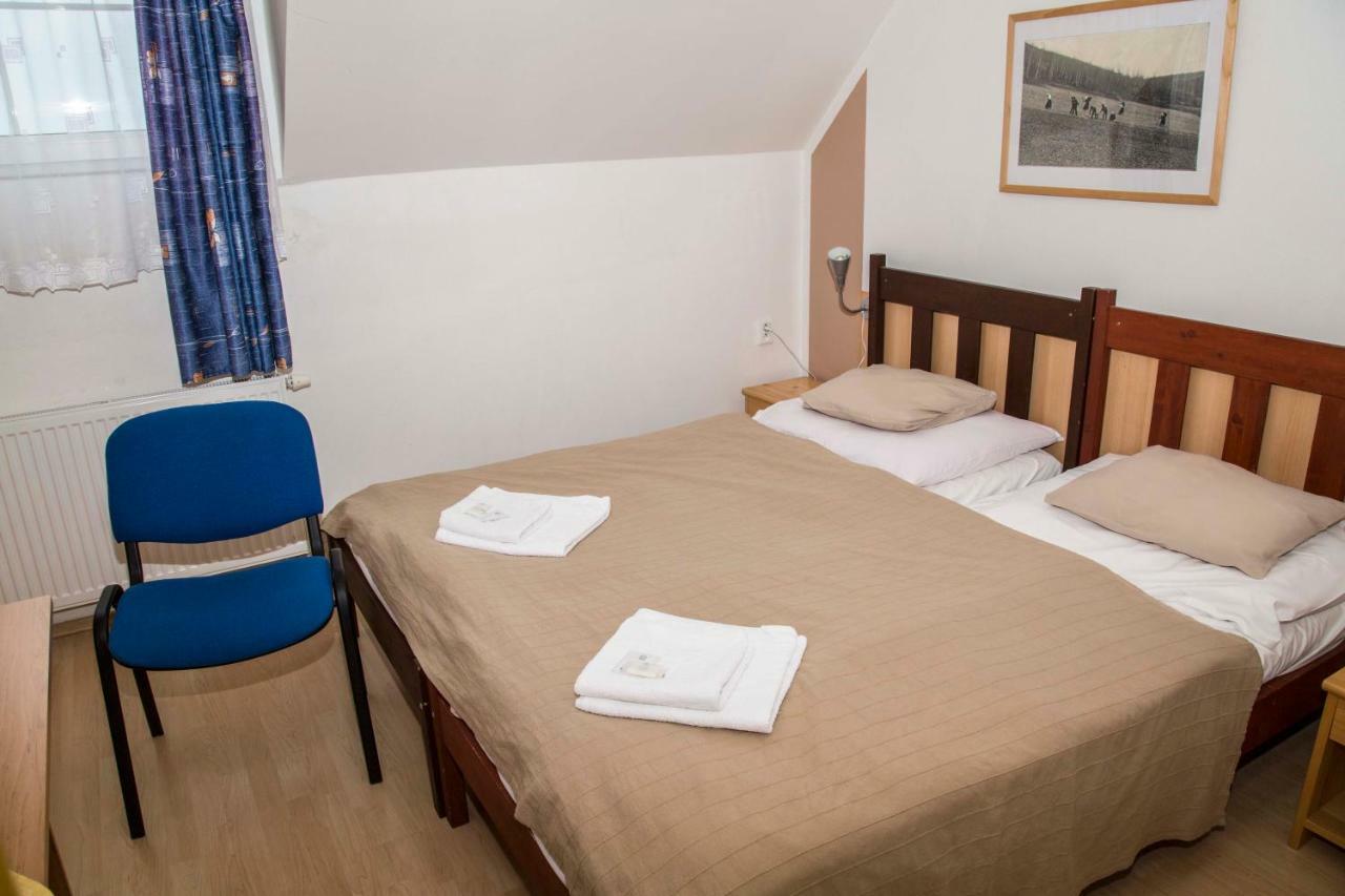 Hotel U Lip Trojanovice Frenstat pod Radhostem Luaran gambar